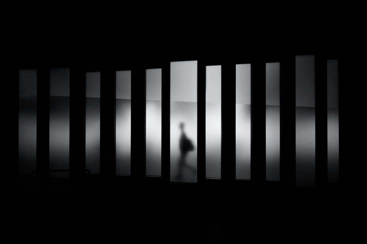 An illustration representing emotional balance and overcoming black and white thinking through DBT at Ensō Mental Health.